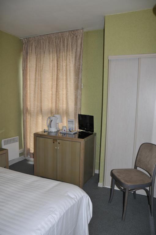 Hotel Le Cleves Charleville-Mézières Kültér fotó